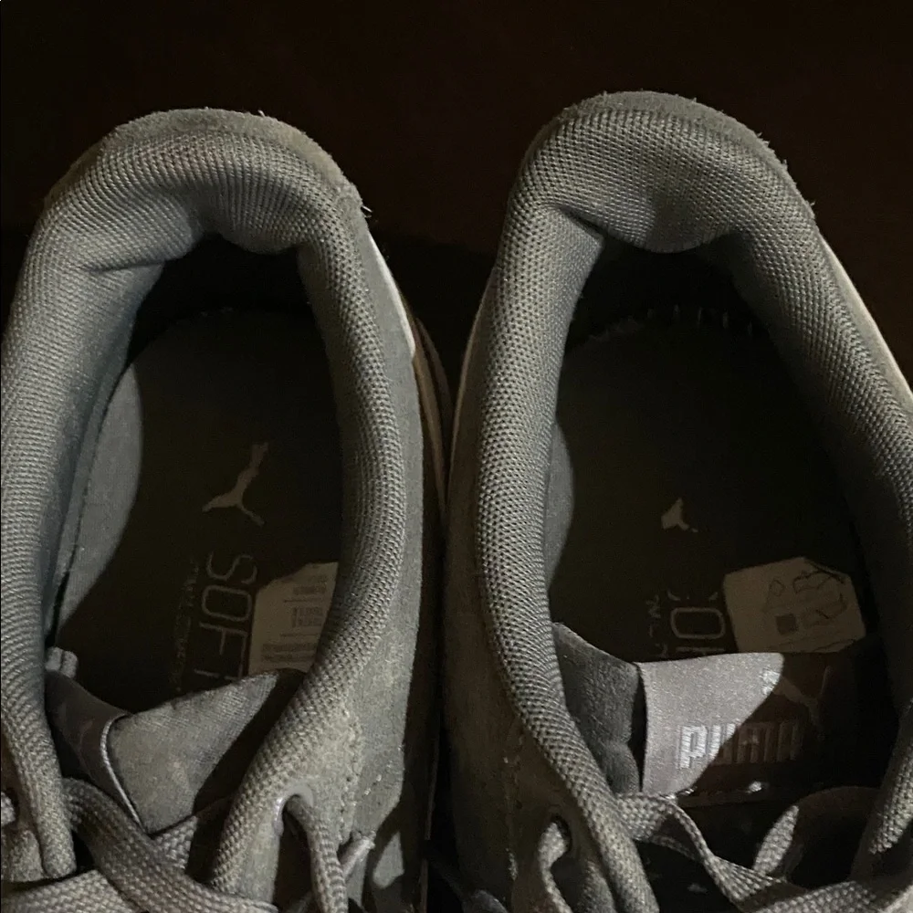 Puma Sneakers in Gray and White. Women’s size 9.5. - Picture 6 of 11